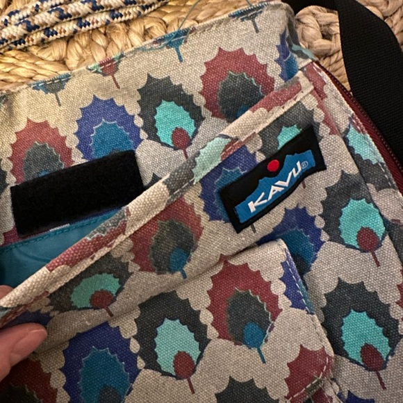 Kavu Bags Kavu Sidewinder Expandable Crossbody Shoulder Rope Bag